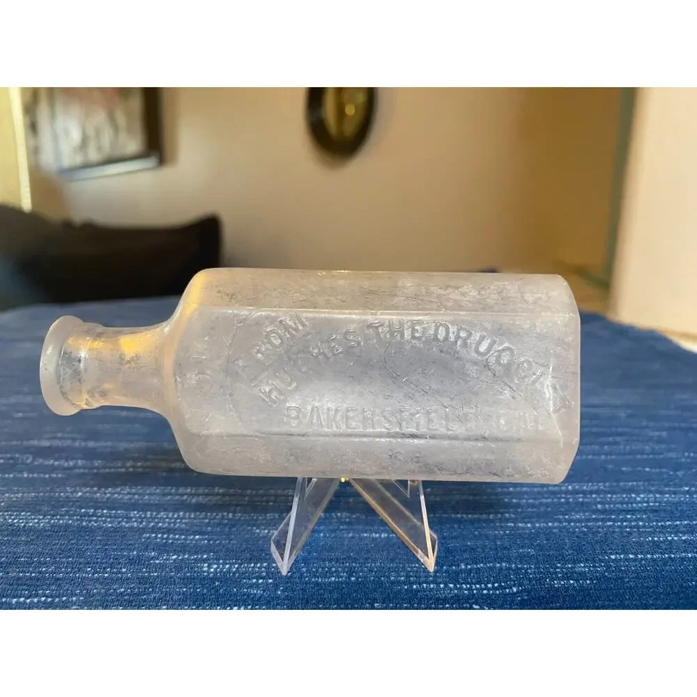 VTG Baer & Hughes The Druggist Bakersfield California Bottle Pharmacy Medicine